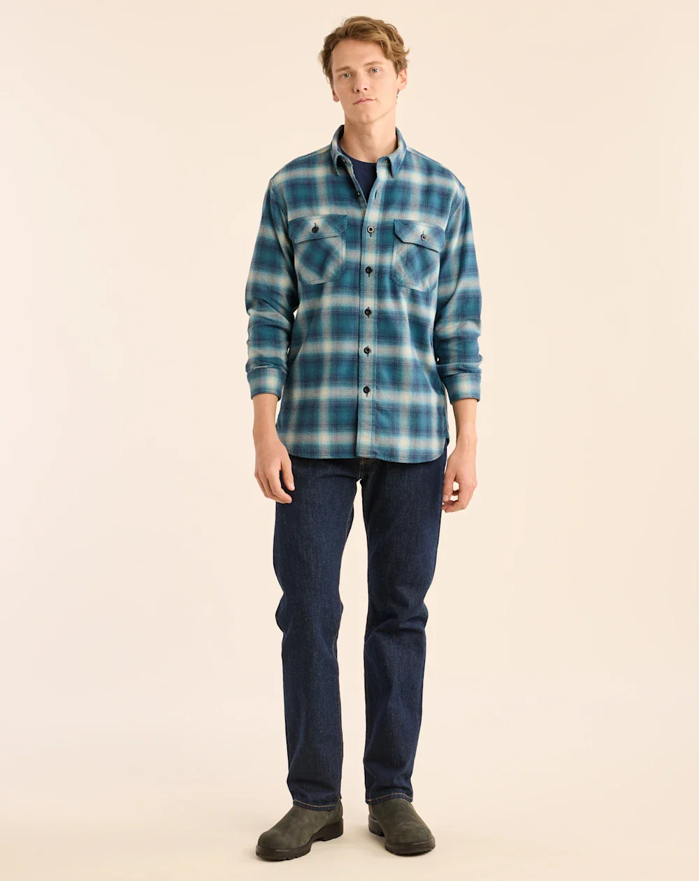 Pendleton Men's Plaid Burnside Doublebrushed Flannel Shirt - Image 4